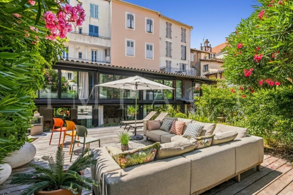 Luxury Apartment for rental in Cannes, 12 500 €, Photo 1