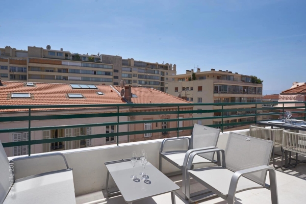 Luxury Apartment for sale in Cannes, 695 000 €, Photo 7