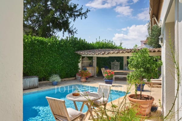 Maison de luxe à vendre à Cannes, 1 590 000 €, Photo 2