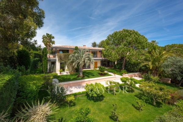 Luxury House for sale in Cap d'Antibes, 7 420 000 €, Photo 2
