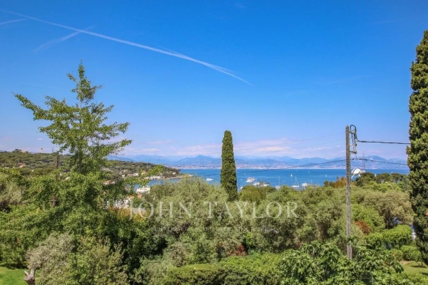 Luxury House for rental in Cap d'Antibes, 12 500 €, Photo 1