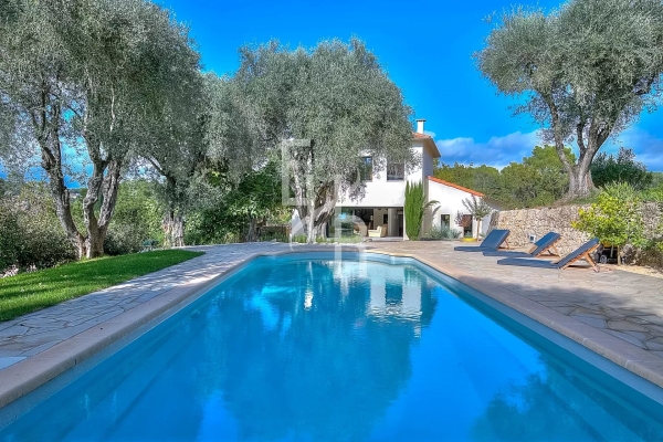 Luxury House for sale in Mougins, 2 200 000 €, Photo 1