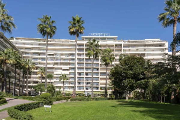 Appartement de luxe à louer à Cannes, 1 900 €, Photo 1