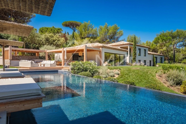Maison de luxe à louer à Saint-Tropez, 125 000 €, Photo 1
