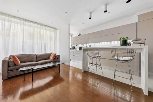 Luxury Apartment for sale in Paris 16ème, 1 330 000 €, Photo 2