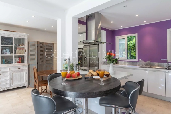 Maison de luxe à louer à Valbonne, 3 500 €, Photo 7