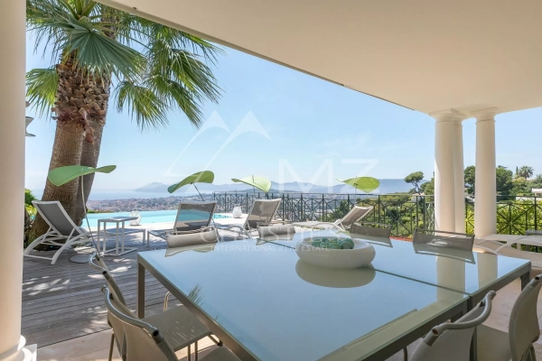 Maison de luxe à louer à Le Cannet, 15 000 €, Photo 1