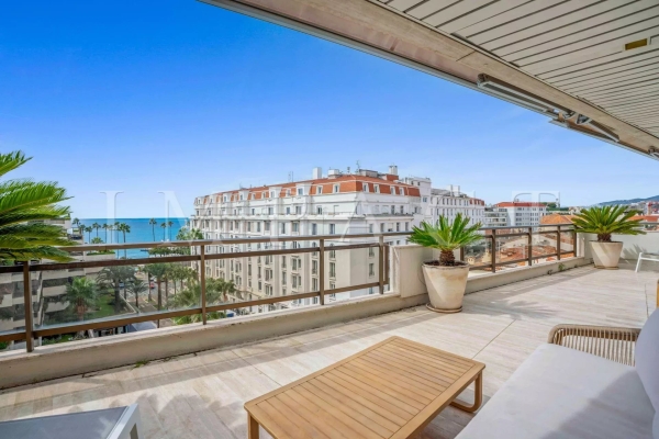Luxury Apartment for rental in Cannes, 3 900 €, Photo 1