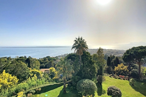 Appartement de luxe à louer à Cannes, 3 000 €, Photo 1
