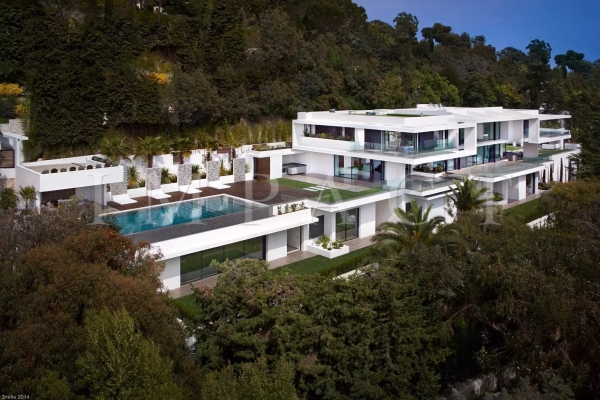 Maison de luxe à louer à Cannes, 100 000 €, Photo 1