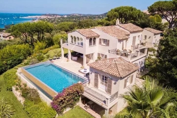 Luxury House for rental in Gassin, 12 700 €, Photo 1