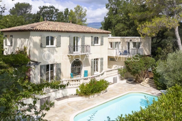 Maison de luxe à louer à Valbonne, 6 500 €, Photo 1