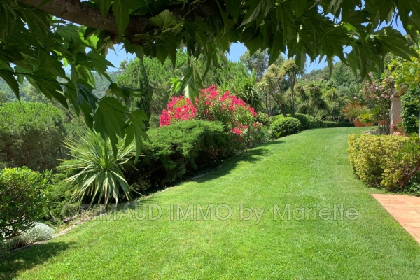 Luxury House for sale in La Garde-Freinet, 2 200 000 €, Photo 3