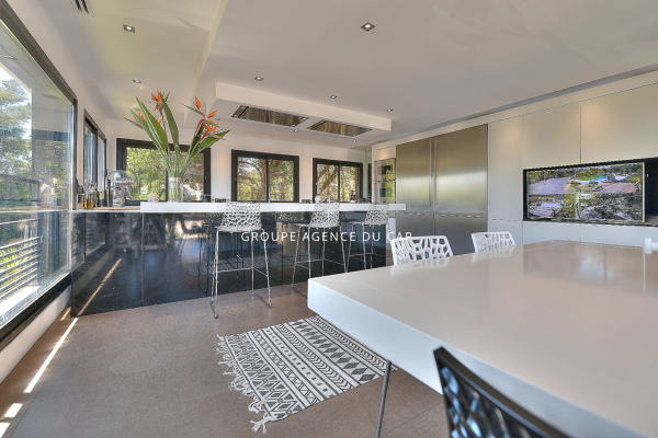 Luxury House for sale in Saint-Raphaël, 2 890 000 €, Photo 4