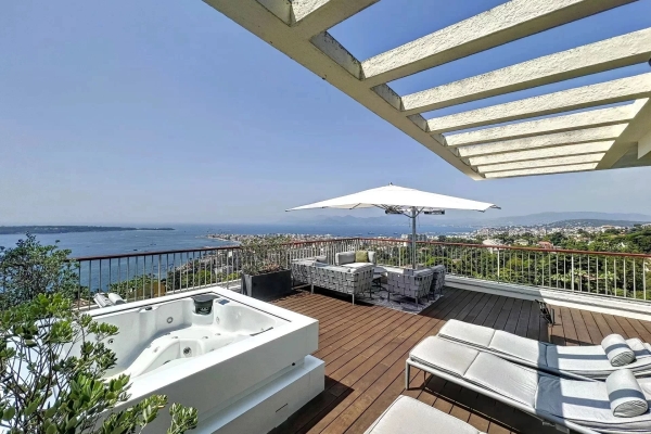 Luxury Apartment for rental in Cannes, 4 500 €, Photo 1