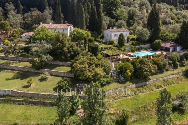 Luxury House for sale in Grasse, 3 950 000 €, Photo 1