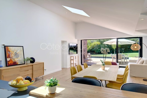 Maison de luxe à louer à Mougins, 7 000 €, Photo 4