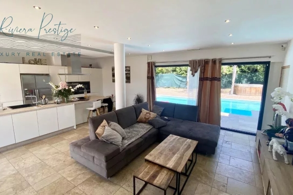 Maison de luxe à vendre à Mougins, 1 550 000 €, Photo 6