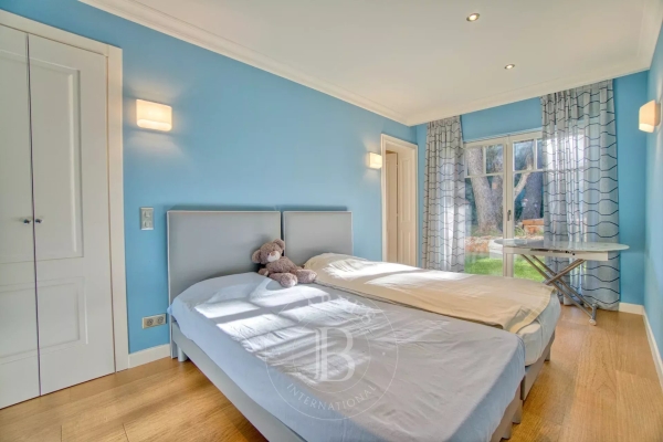 Maison de luxe à vendre à Antibes, 4 950 000 €, Photo 7