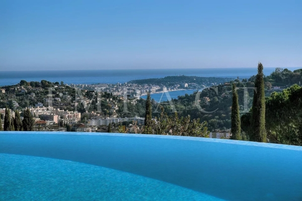 Maison de luxe à louer à Cannes, 18 500 €, Photo 1