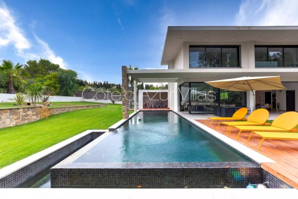 Maison de luxe à louer à Mougins, 16 500 €, Photo 1