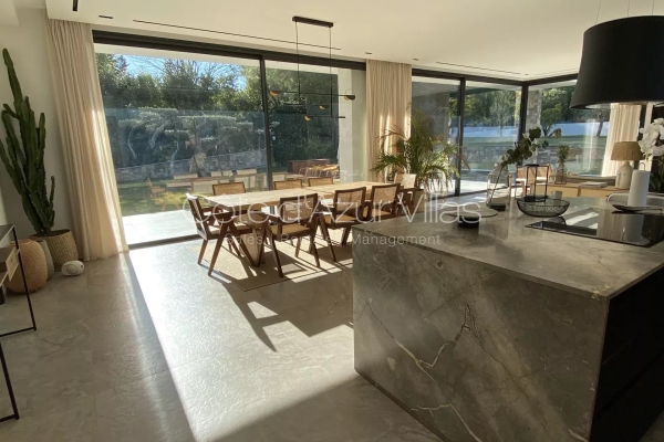 Maison de luxe à louer à Mougins, 16 500 €, Photo 7