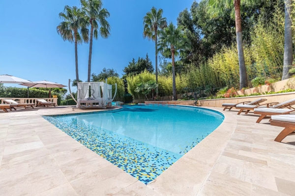 Maison de luxe à louer à Cannes, 25 000 €, Photo 1