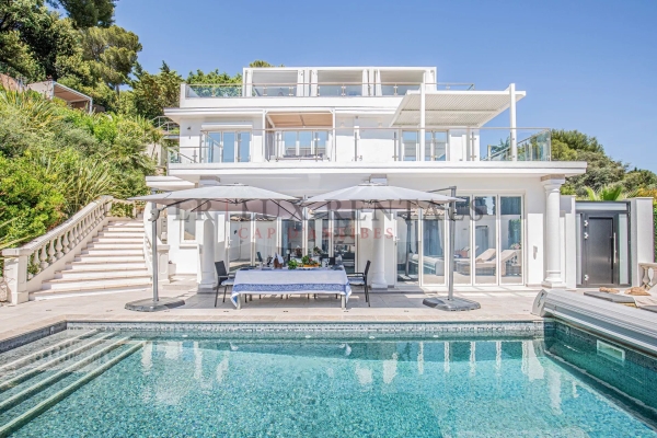 Maison de luxe à louer à Antibes, 150 000 €, Photo 1