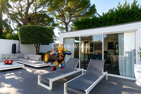 Maison de luxe à vendre à Saint-Raphaël, 1 100 000 €, Photo 1