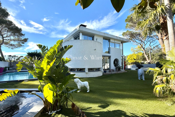 Maison de luxe à vendre à Saint-Raphaël, 1 398 000 €, Photo 3