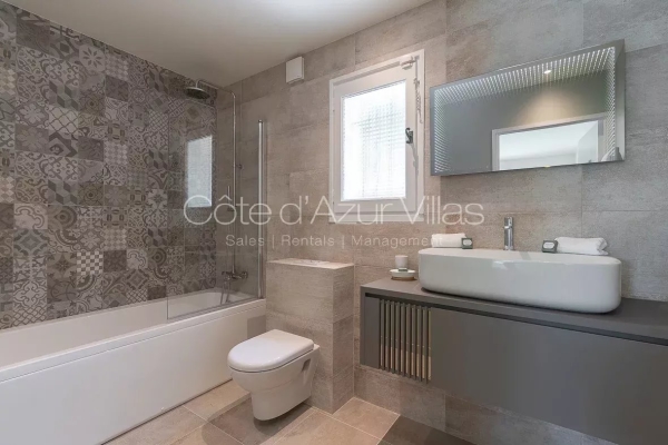 Luxury House for rental in Valbonne, 4 000 €, Photo 7