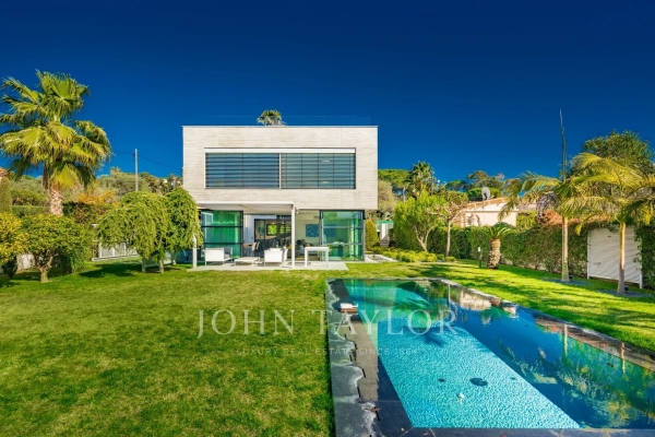 Maison de luxe à louer à Cap d'Antibes, 48 000 €, Photo 1