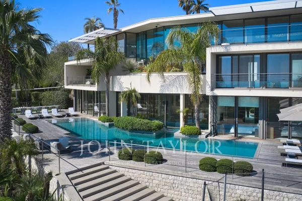 Maison de luxe à louer à Cannes, 0 €, Photo 1