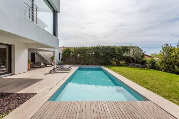 Maison de luxe à louer à Biarritz, 8 000 €, Photo 1
