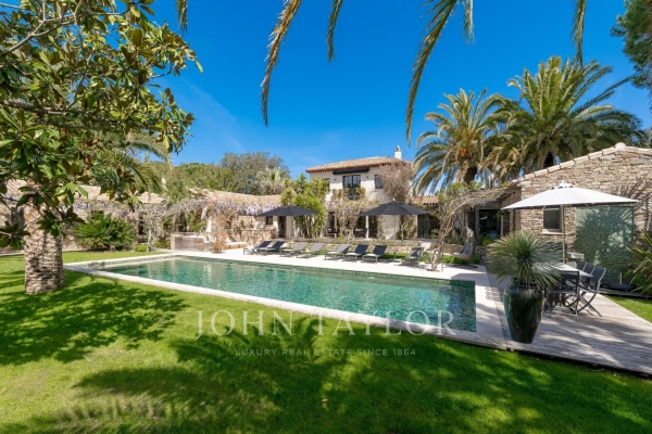 Maison de luxe à louer à Saint-Tropez, 25 000 €, Photo 1