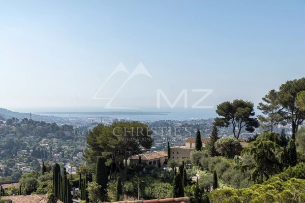 Luxury House for sale in Mougins, 980 000 €, Photo 1