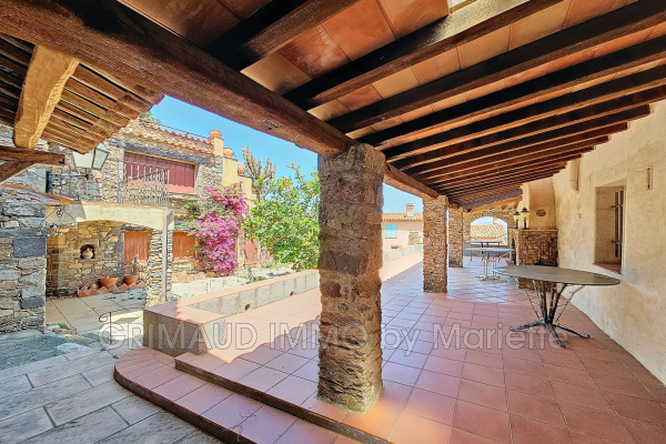 Maison de luxe à vendre à Grimaud, 1 630 000 €, Photo 1