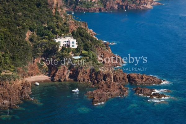 Luxury House for sale in Théoule-sur-Mer, 15 200 000 €, Photo 1