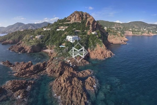 Maison de luxe à louer à Théoule-sur-Mer, 20 000 €, Photo 1