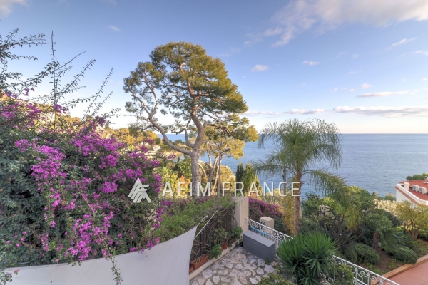 Maison de luxe à vendre à Cap-d'Ail, 890 000 €, Photo 1