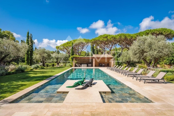 Maison de luxe à louer à Ramatuelle, 16 000 €, Photo 1