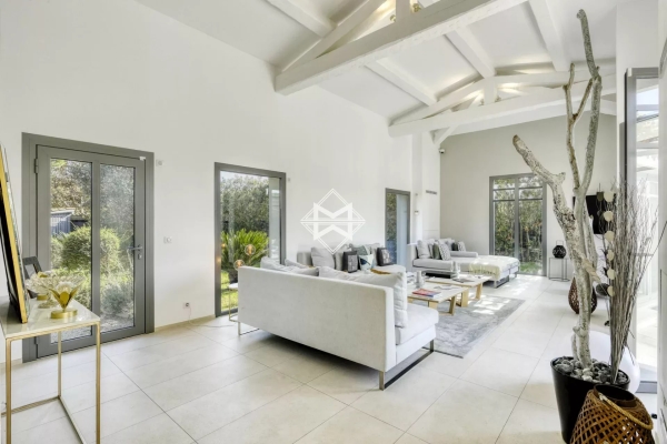 Maison de luxe à vendre à Saint-Tropez, 5 700 000 €, Photo 6