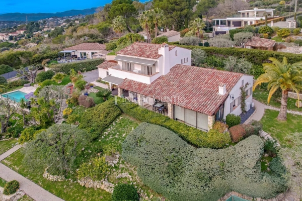 Maison de luxe à vendre à Mougins, 1 590 000 €, Photo 1