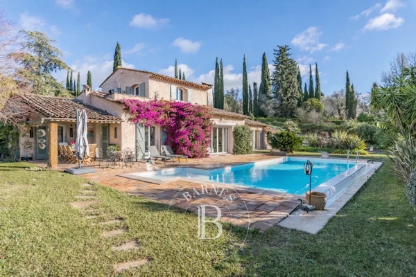 Maison de luxe à vendre à Grasse, 1 290 000 €, Photo 1