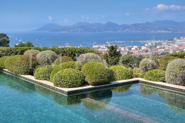 Luxury House for rental in Cannes, 15 000 €, Photo 1