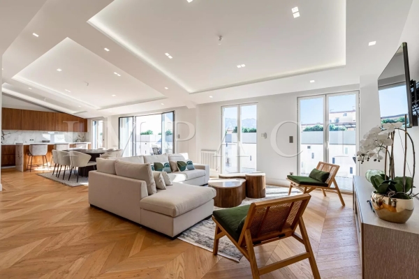 Appartement de luxe à louer à Cannes, 5 850 €, Photo 1