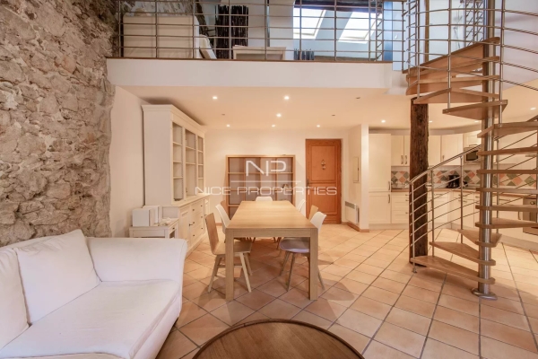 Appartement de luxe à vendre à Villefranche-sur-Mer, 695 000 €, Photo 1