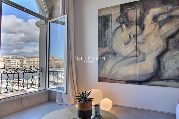 Appartement de luxe à vendre à Marseille 1er, 850 000 €, Photo 3
