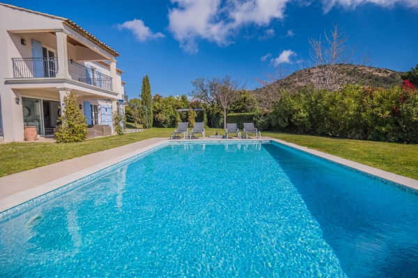 Luxury House for sale in Grimaud, 1 850 000 €, Photo 1