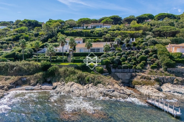 Maison de luxe à louer à Saint-Tropez, 67 000 €, Photo 1